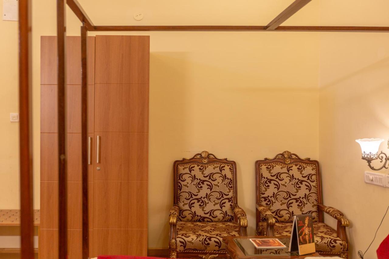 Kstdc Hotel Mayura Pine Top Nandi Hills Екстериор снимка