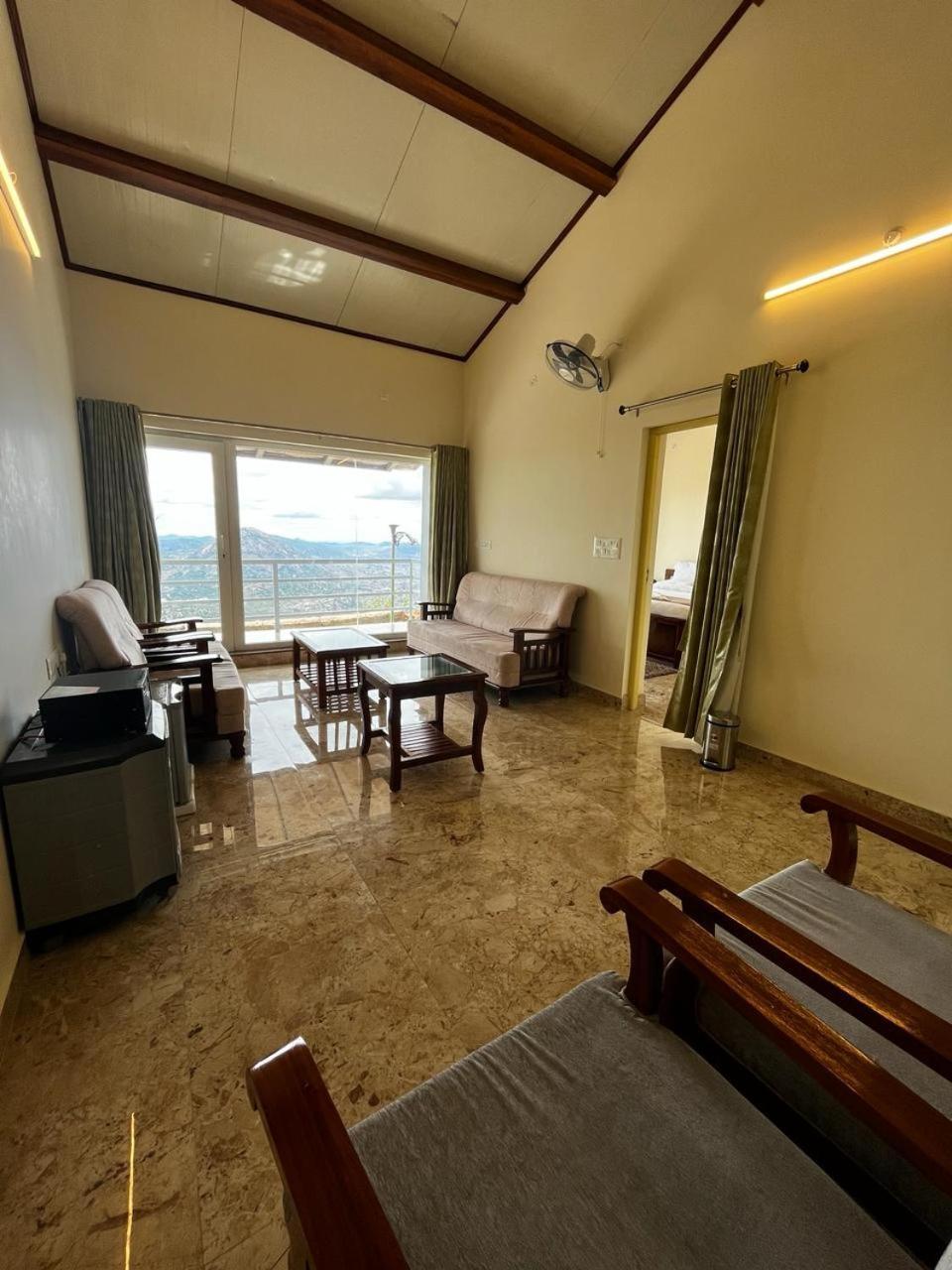 Kstdc Hotel Mayura Pine Top Nandi Hills Екстериор снимка